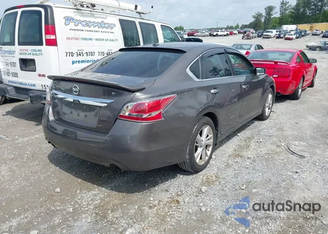 2015 Nissan Altima 2.5/2.5 S/2.5 Sl/2.5 Sv from USA, damaged, VIN 1N4AL3AP3FN891024